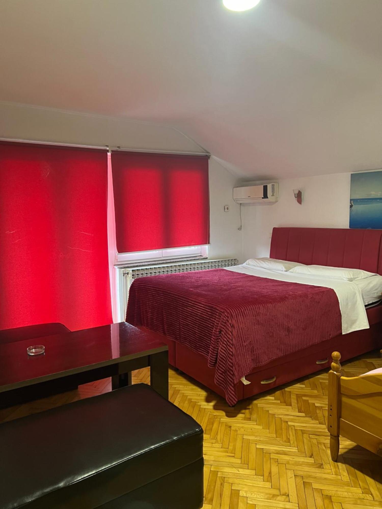 Prenociste Samir Hotel Gradacac Kültér fotó