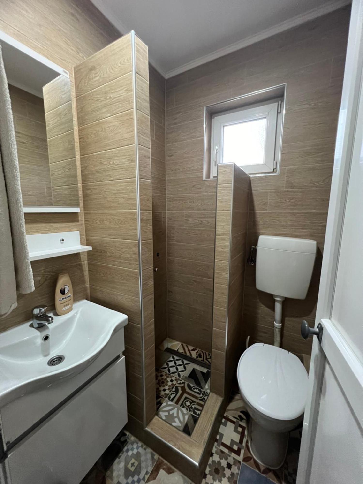Prenociste Samir Hotel Gradacac Kültér fotó